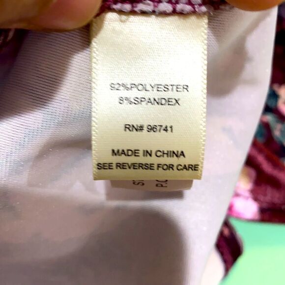 ✨Self Esteem Crushed Velvet Floral Millennial Cold ShoulderTop✨ - Picture 9 of 11